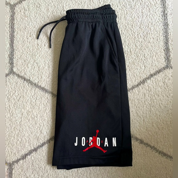 Youth Jordan Shorts - Picture 1 of 2